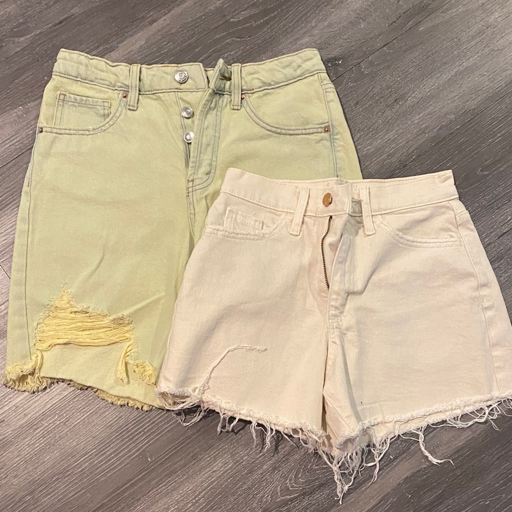 Target Women's Jean Shorts - Pastel Green and Cream